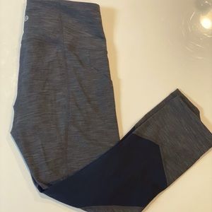 Like new. Lululemon grey/black Align pant with pockets size 6
